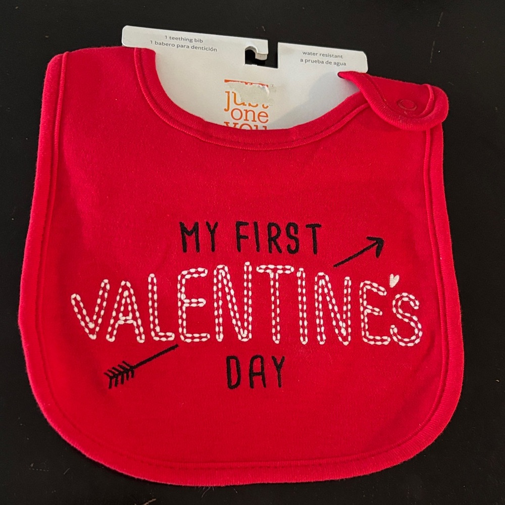 Carter's Red Valentine's Day Bib - Water resistant‎ 💦
